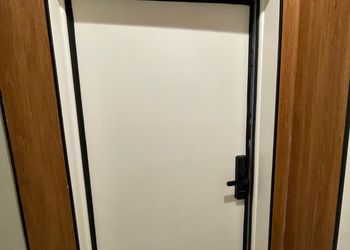 استديو هادئ بسرير فردي