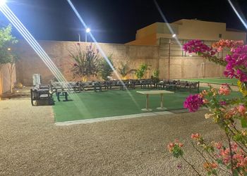 استراحة بملحق خارجي ومسبح
