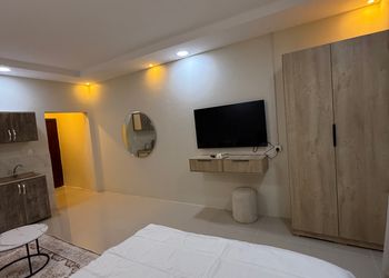 استديو بسرير ماستر ودخول ذاتي
