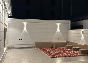 استراحة بجلسة خارجية ومجالس