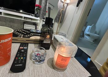استديو هادئ بدخول ذاتي