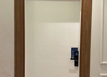 استديو بسرير ماستر وجلسة جانبية