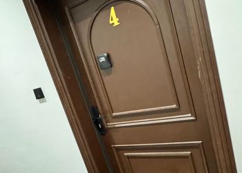 استديو مودرن بسرير ماستر