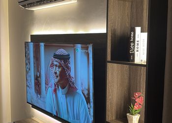 استديو بأثاث مريح وبسيط 