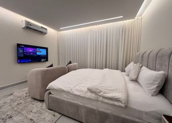 استديو بسرير ماستر وجلسة 31