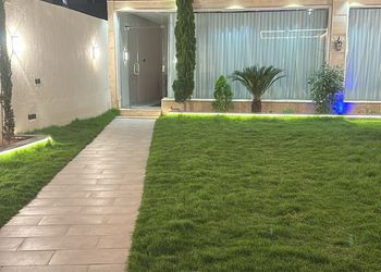 شاليه بمسطح اخضر