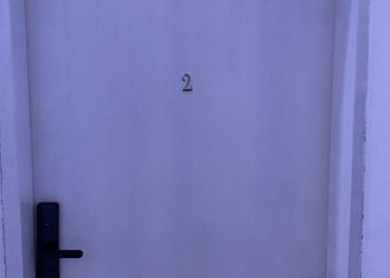 استديو بدخول ذاتي وسرير مريح 