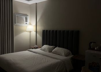 استديو بسرير ماستر ودخول ذاتي