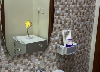 استديو هادئ بسرير ماستر 