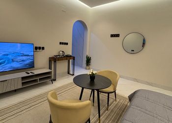 استديو بسرير ماستر ودخول ذاتي