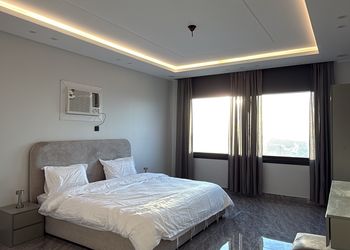 شقة بتصميم أنيق ودخول ذاتي