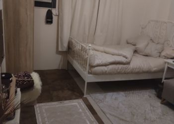 استديو هادئ بسرير فردي