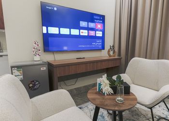 استديو بسرير ماستر وبلكونه