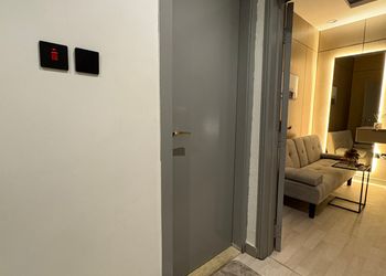 استديو بسرير ماستر