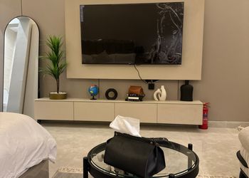 استديو بسرير ماستر وجلسة جانبية 