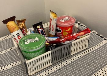 استديو بسرير ماستر وجلسة جانبية