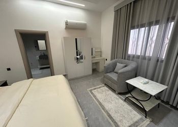 استديو بسرير ماستر ودخول ذاتي