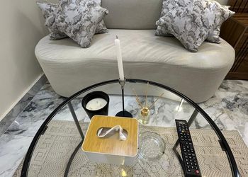 استديو هادئ بدخول ذاتي 