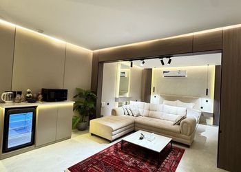 استديو مميز بجلسة ودخول ذاتي