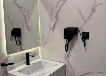 استديو بسرير ماستر  ودخول ذاتي 