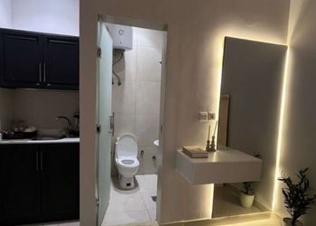 استديو بسرير ماستر وجلسة جانبية