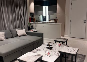 شقة بغرفتين نوم وصالة 