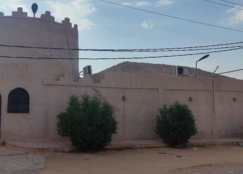 استراحة بملحق خارجي ومسبح