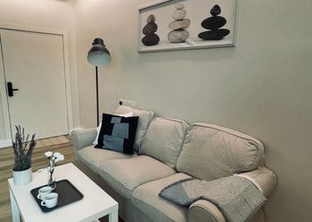 استديو بدخول ذاتي وسرير مريح 