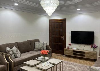 شقة بغرفة معيشة وغرفتين نوم 
