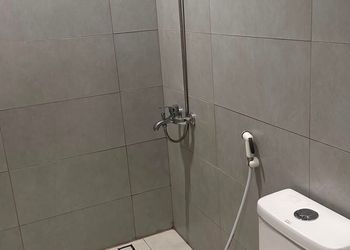 استديو بسرير ماستر وجلسة جانبية 