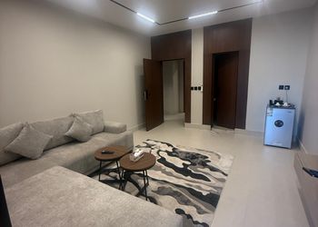 شقة بغرفة معيشة وغرفة نوم 