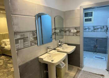 استديو هادئ بسرير ماستر 