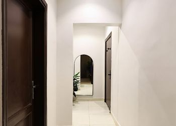 استديو هادئ بسرير ماستر 