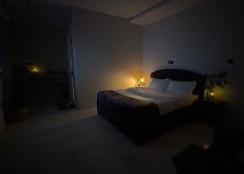 استديو بسرير ماستر
