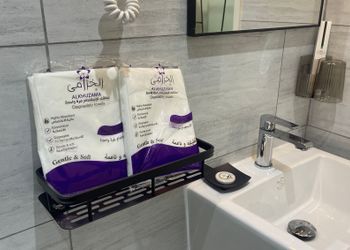 استديو هادئ بدخول ذاتي 