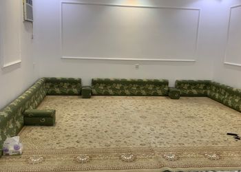 استراحة بمجلس وفناء خارجي 