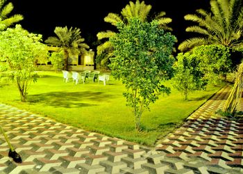 استراحة بمجالس واسعة 