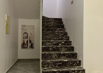 استديو هادئ بسرير ماستر 