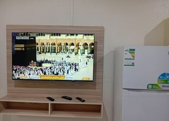 شقة بغرفتين نوم وصالة 