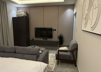 استديو بدخول ذاتي وتصميم أنيق 
