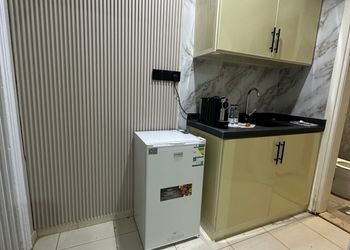 استديو بسريرين مفردة و أثاث مريح