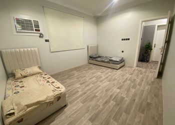 شقة هادئة بغرفتي نوم وصالة