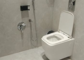 شاليه بجلسة خارجية ومسبح