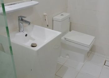 شاليه بمسبح وألعاب مائية