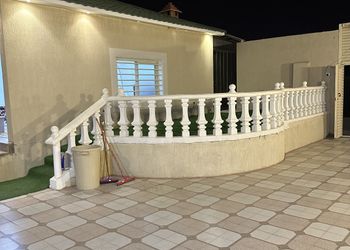 استراحة بجلسة خارجية وغرفتين نوم