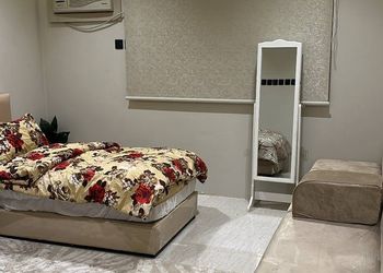 شقة بغرفتين نوم وصالة 