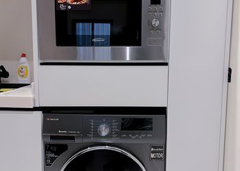 شقة بغرفتين نوم وصالة