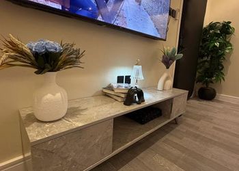 استديو هادئ بسرير ماستر 