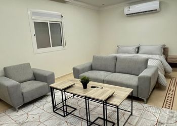 استديو هادئ بسرير ماستر 