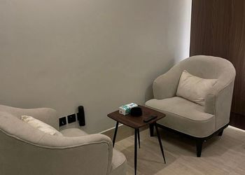 استديو بسرير ماستر